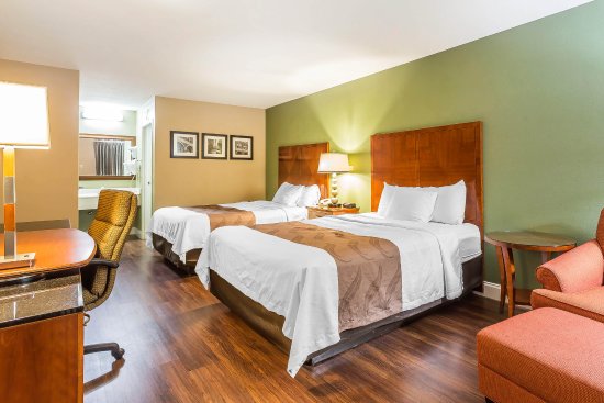 Quality Inn & Suites Near Robins Air Force Base