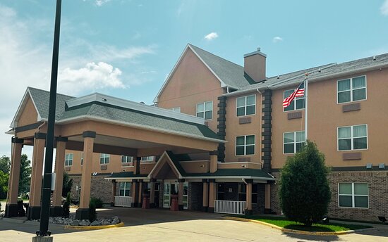 Heritage Hotel And Suites
