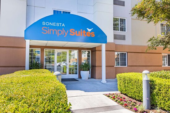 Sonesta Simply Suites Memphis East Poplar Pike