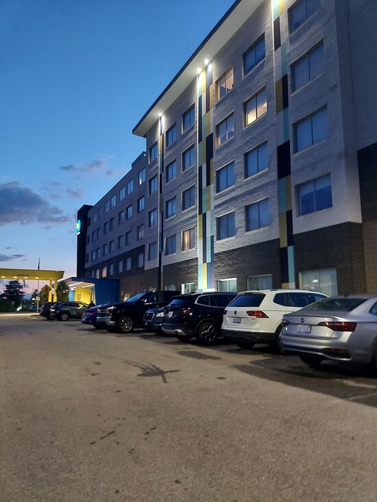 Tru By Hilton Troy Detroit
