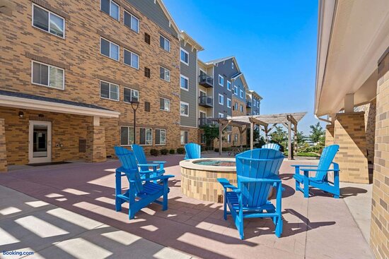 WaterWalk Extended Stay by Wyndham Kansas City - Overland Pk