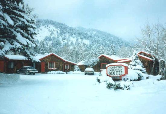 Foot of the Mountain Motel