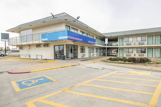 Regency Inn Tulsa West