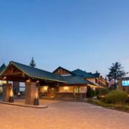 Postmarc Hotel and Spa Suites