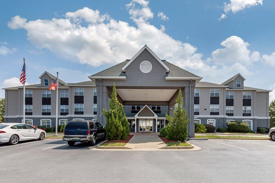 Clarion Pointe