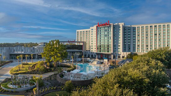 Live Casino & Hotel Louisiana, Curio Collection by Hilton