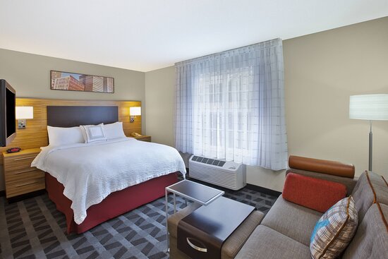 TownePlace Suites by Marriott Milwaukee Brookfield