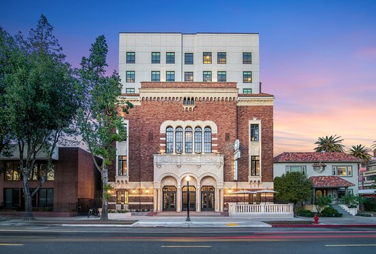 Hyatt House Sacramento / Midtown
