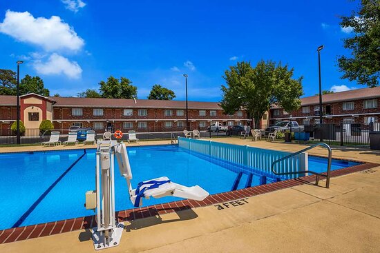 Quality Inn & Suites Millville - Vineland