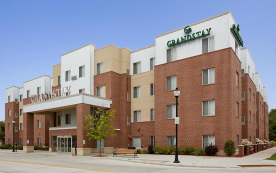 GrandStay Residential Suites Hotel Sheboygan