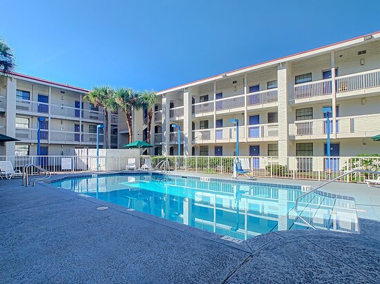 Soho Inn & Suites Jacksonville North