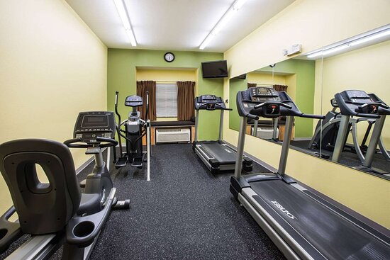 Microtel Inn & Suites by Wyndham Opelika