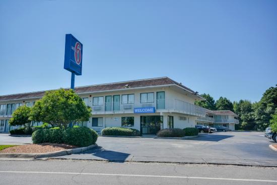 Motel 6 Meridian MS