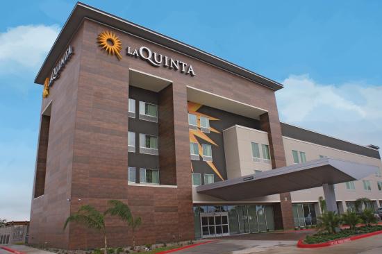 La Quinta Inn & Suites by Wyndham McAllen Convention Center