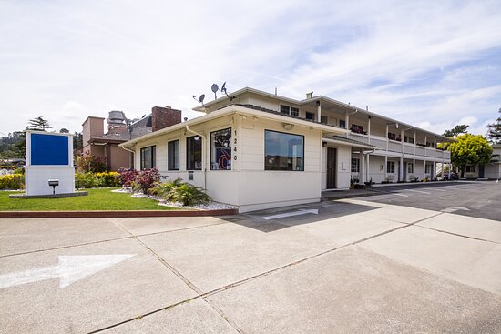 Fisherman's Cove Inn