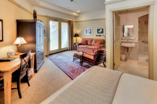 The Eagle Harbor Inn A Boutique Hotel