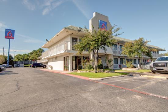 Studio 6 Grand Prairie, TX