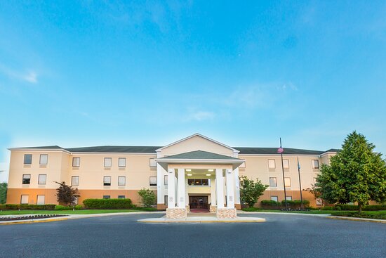 Holiday Inn Express & Suites Burlington - Mount Holly By IHG