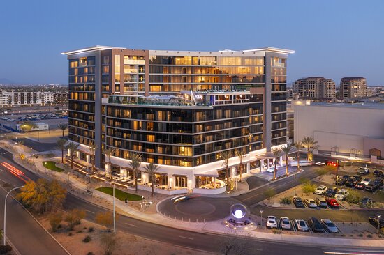 Caesars Republic Scottsdale, A Hilton Hotel
