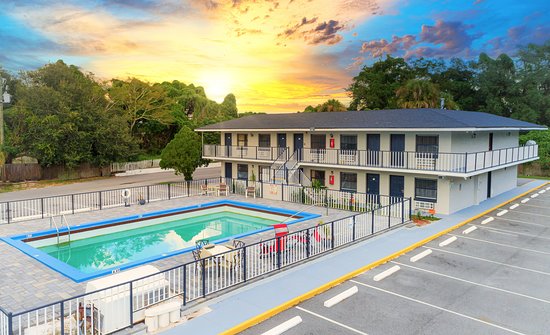Sunshine Inn