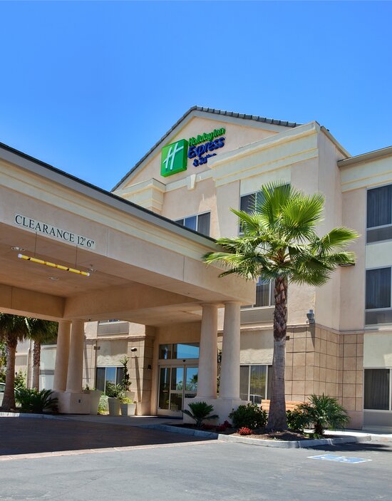 Holiday Inn Express & Suites San Diego Otay Mesa By IHG
