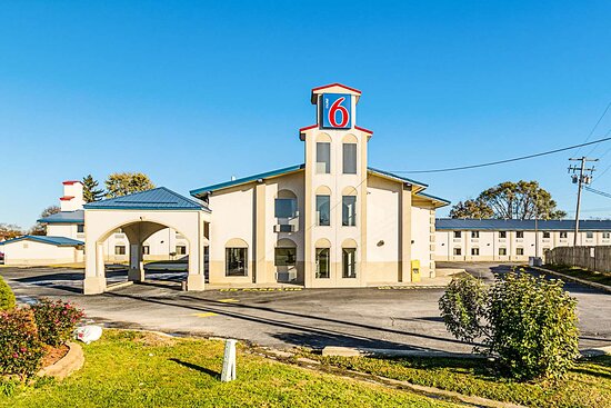 Motel 6 Urbana