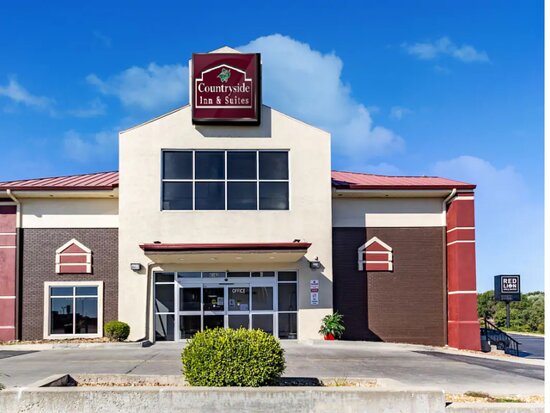 Countryside Suites Kansas City Independence I-70E Sports Complex Hotel
