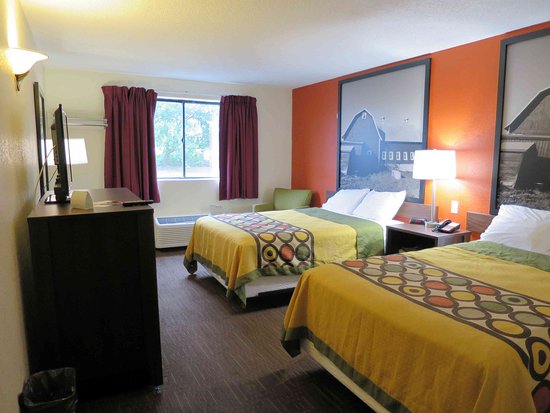 Super 8 by Wyndham West Haven