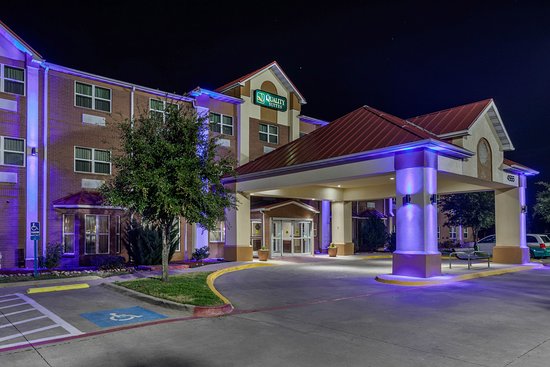 Quality Suites Addison-Dallas