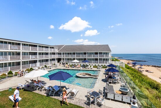 Pelham House Resort