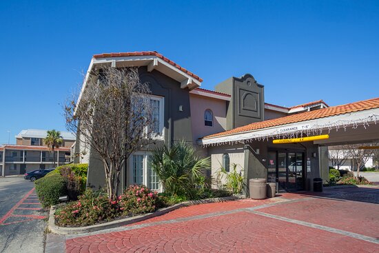 Baymont By Wyndham Austin University Area