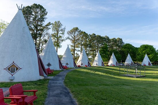 Wigwam Village No. 2