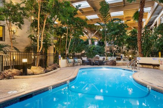 Concord Plaza / Walnut Creek Hotel
