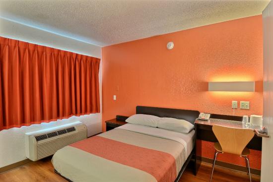 Motel 6 Boston - Tewksbury