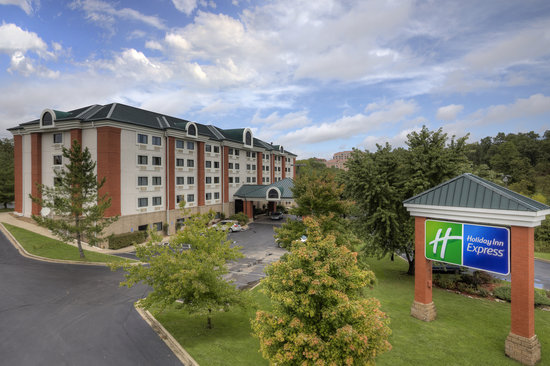Holiday Inn Express Branson-Green Mtn. Drive By IHG