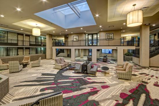 Doubletree By Hilton Hotel Decatur Riverfront
