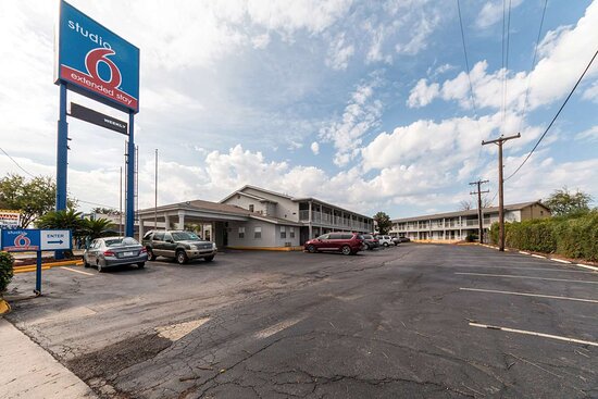 Studio 6 San Antonio, TX - Ft Sam Houston Area