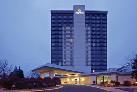 La Quinta Inn & Suites by Wyndham Minneapolis Bloomington W