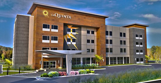 La Quinta Inn & Suites by Wyndham Bardstown
