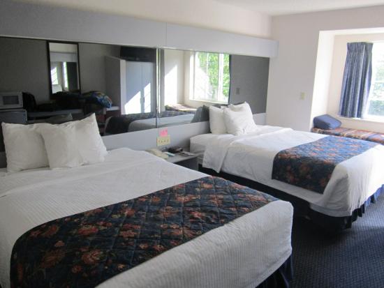 Microtel Inn & Suites by Wyndham Hagerstown