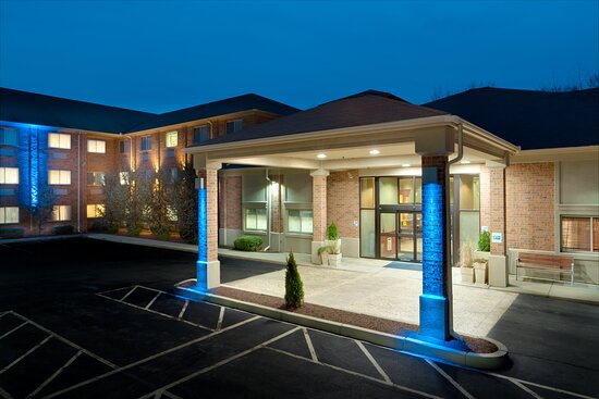 Holiday Inn Express & Suites Smithfield Providence