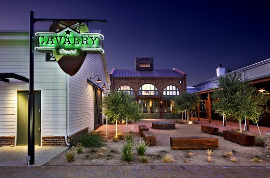 Cavalry Court, Valencia Hotel Collection