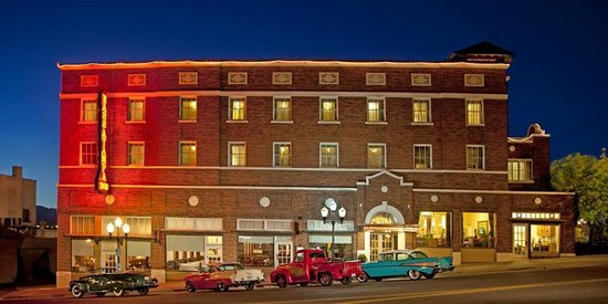 Hassayampa Inn