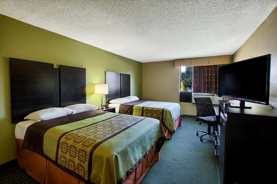 Super 8 by Wyndham Raleigh North East