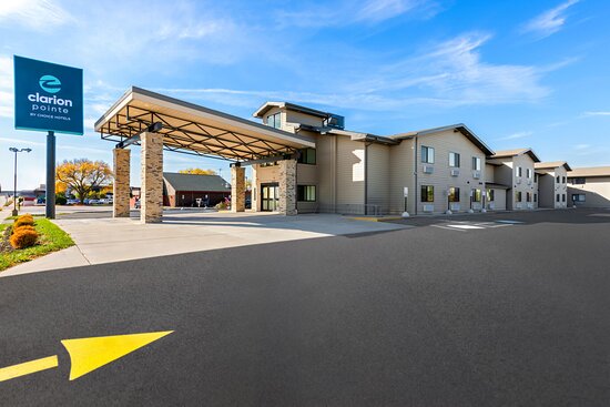 Clarion Pointe