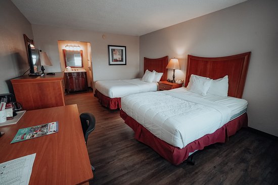 Lamplighter Inn & Suites North