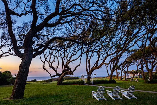 The Beachview Club
