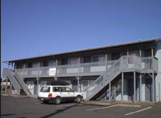 Summer Wind Budget Motel