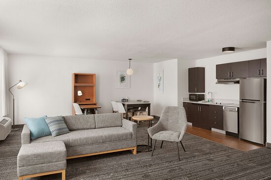 TownePlace Suites by Marriott Chicago Naperville
