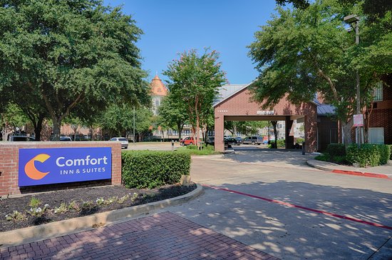 Comfort Inn & Suites North Dallas - Addison